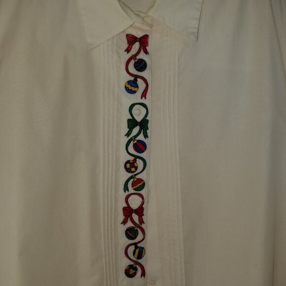Understated Holiday Blouse by Charter Club Made in British Hong Kong - Picture 2 of 5